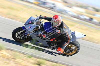 media/Oct-15-2023-TrackXperience (Sun) [[85198ff50b]]/Group 2/session 4 turn 3/